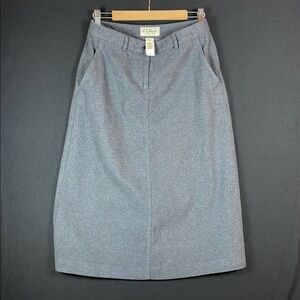 L. L. Bean women’s classic straight size 4 petite skirt, fully lined with pocket